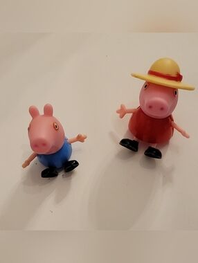 Pink Peppa-2 Figure Set - Peppa & George